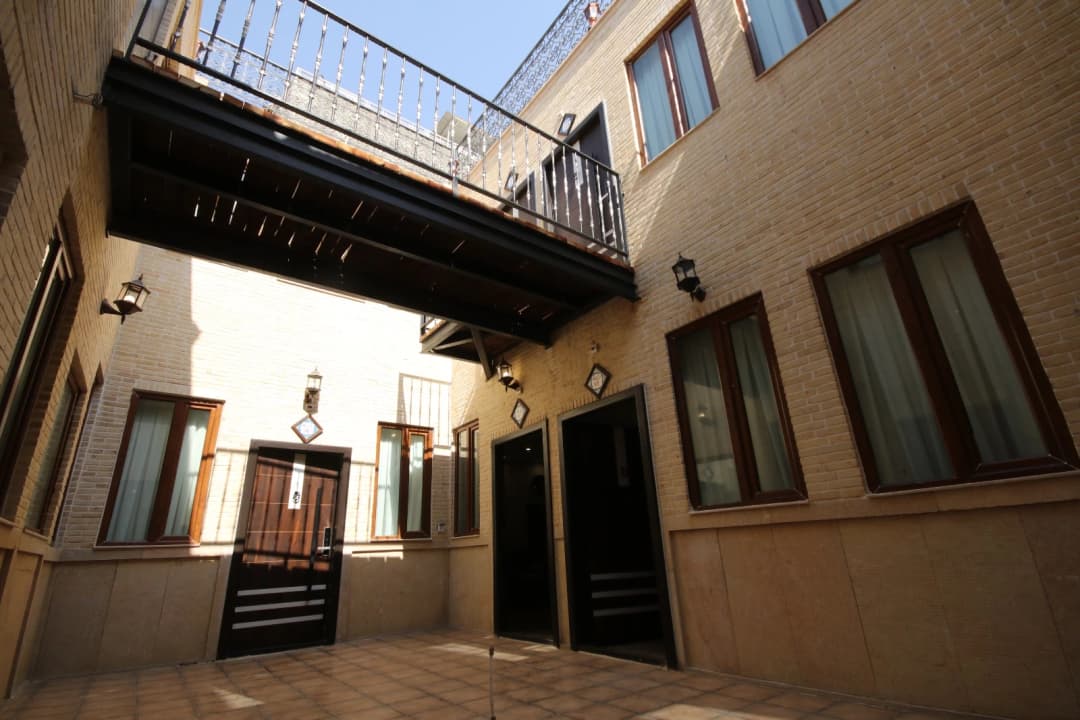 image-gallery